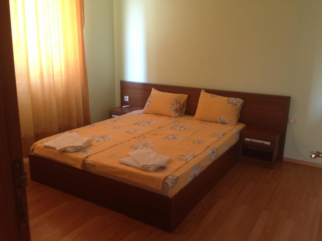 Gardenia Apartments Приморсько Номер фото